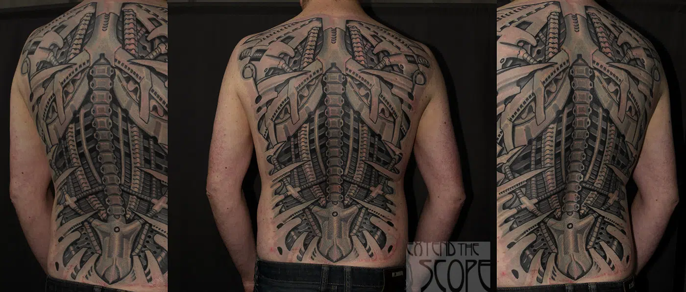 Biomech Rückentattoo Backpiece Extend the Scope Tattoo Göttingen